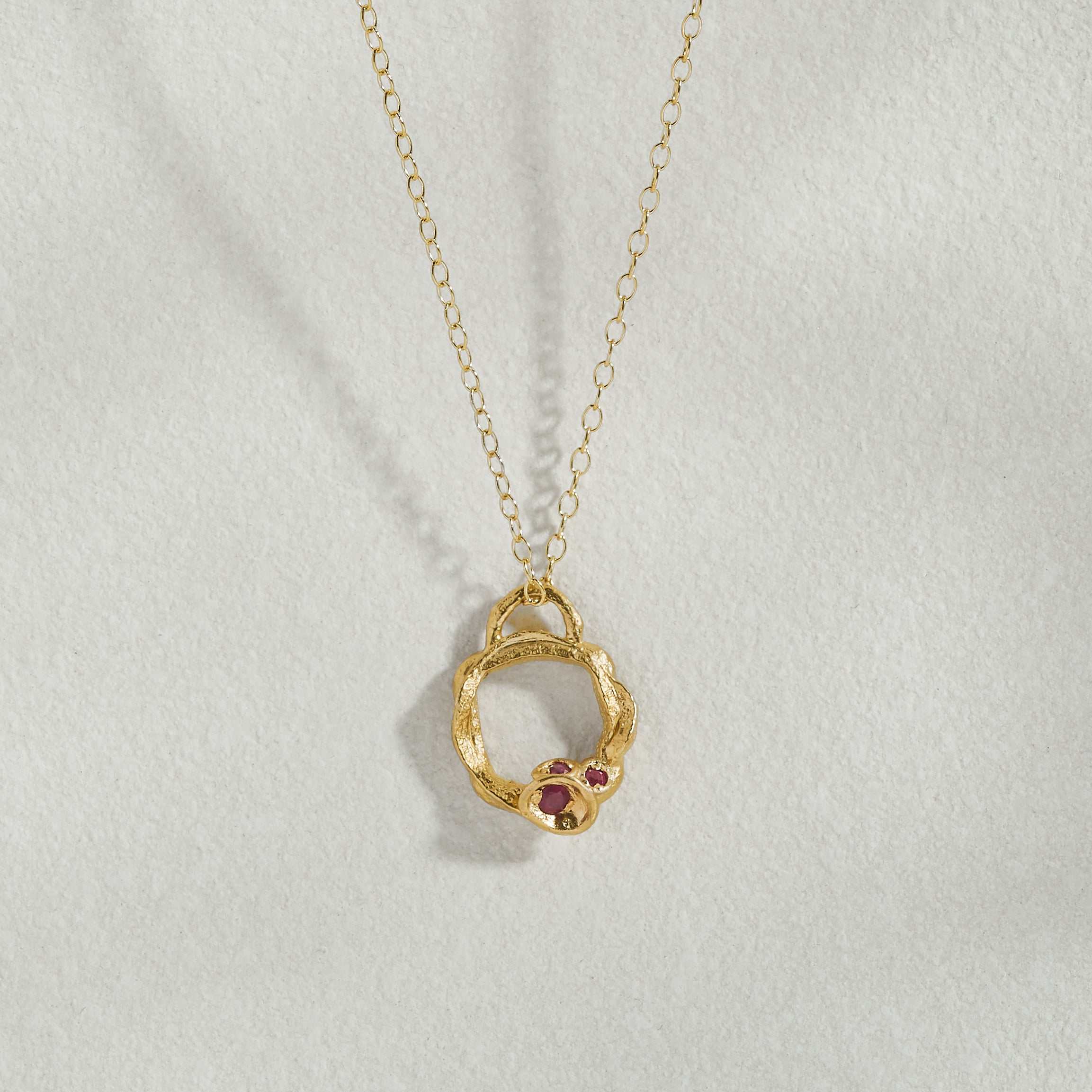 Ruby Gold Circle Necklace (Small)