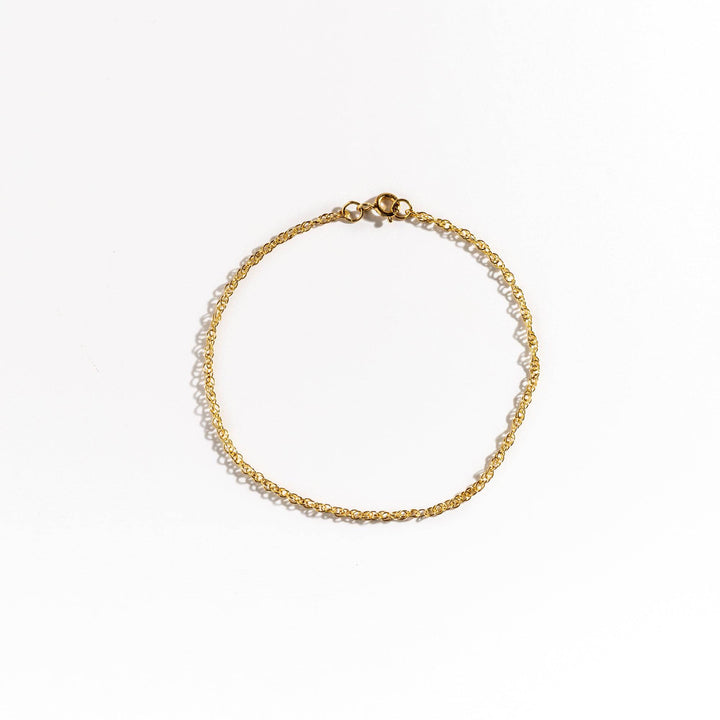 Layered Delicate Gold Bracelet