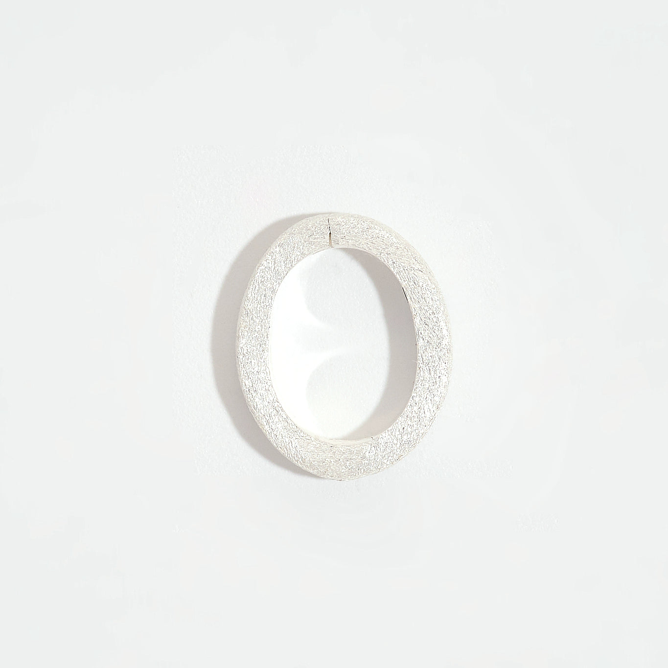 Brushed Silver Oval Connector