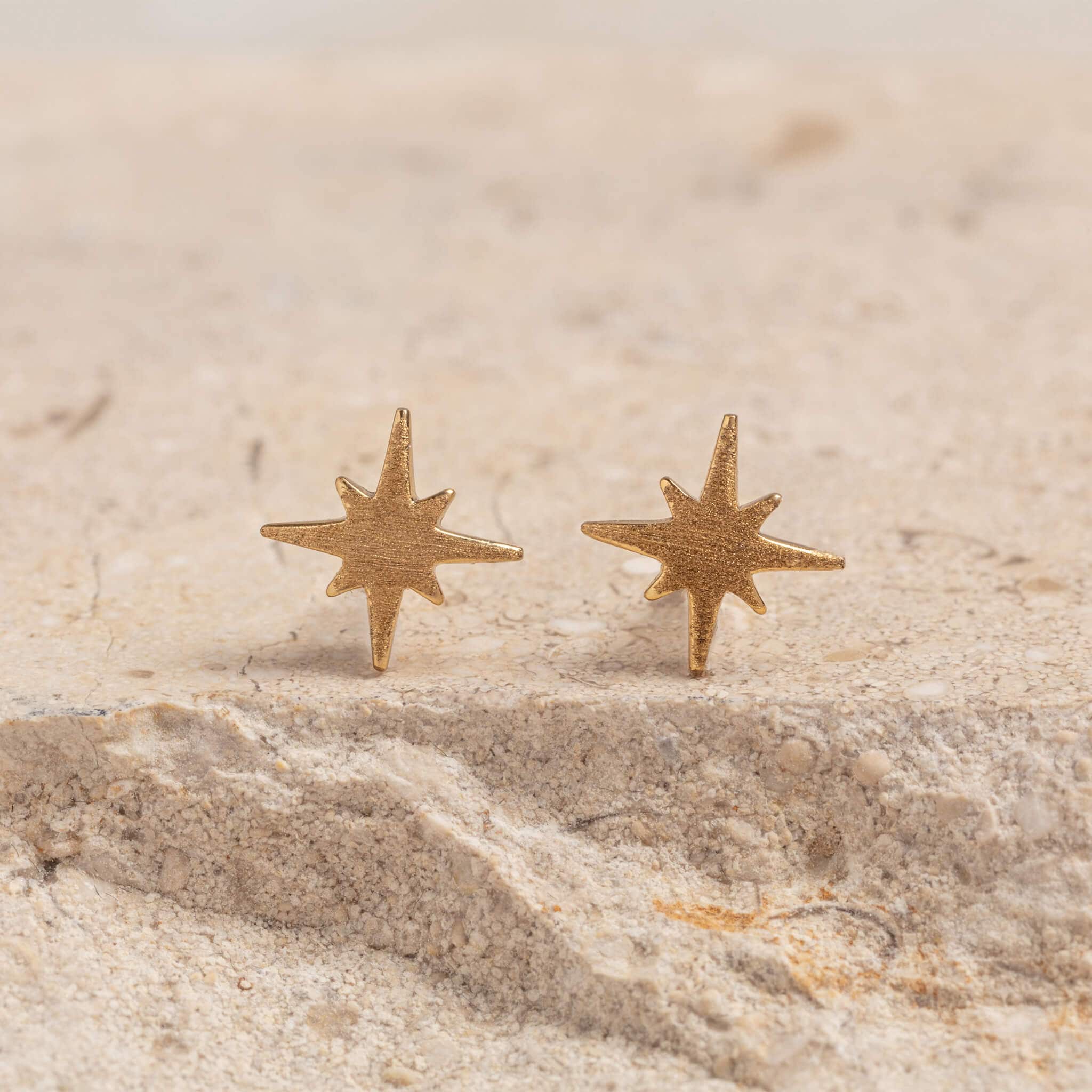 Tiny Star Earrings 14k Solid Gold Minimalist Gold Piercing Earring Star Ear  Stud | eBay