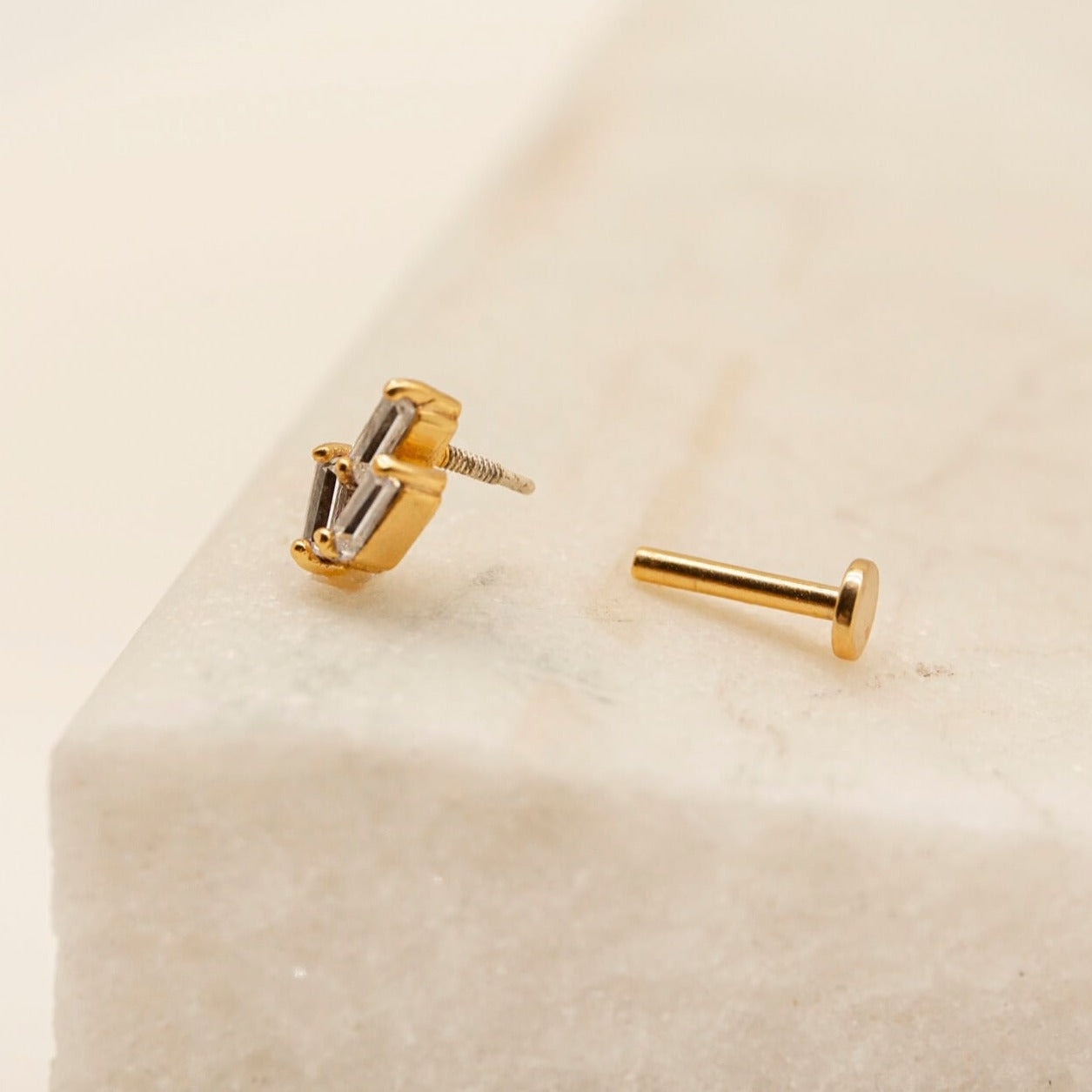 18k gold vermeil triple cubic zirconia flat back labret stud earring - unscrewed