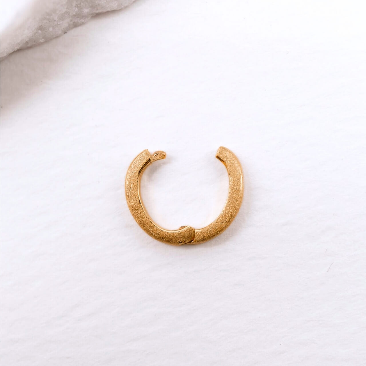 Brushed Gold Oval Connector