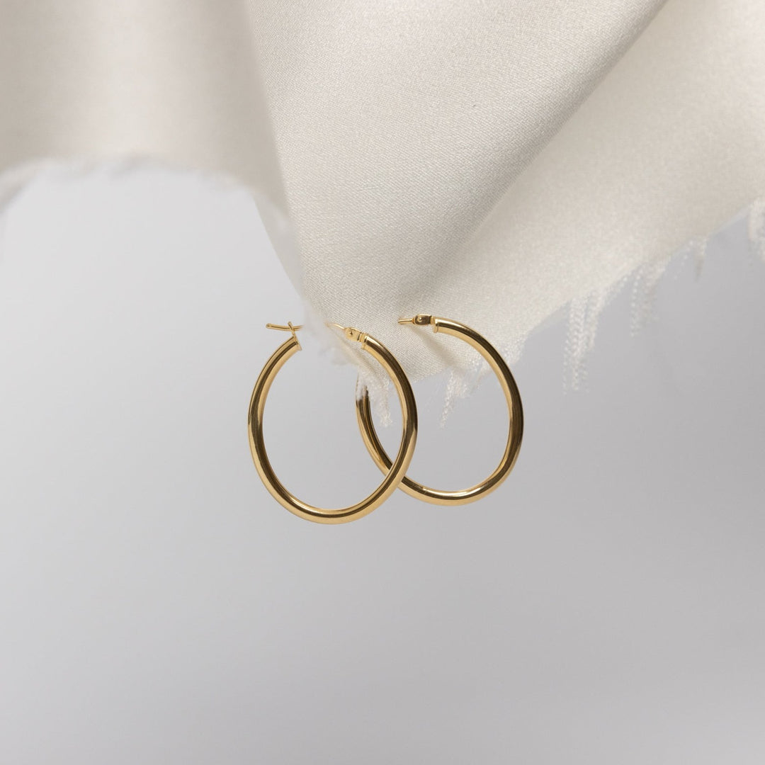 9ct Solid Gold Large Oval Hoop Earrings 