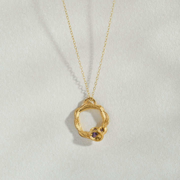 Amethyst Gold Circle Necklace (Large)