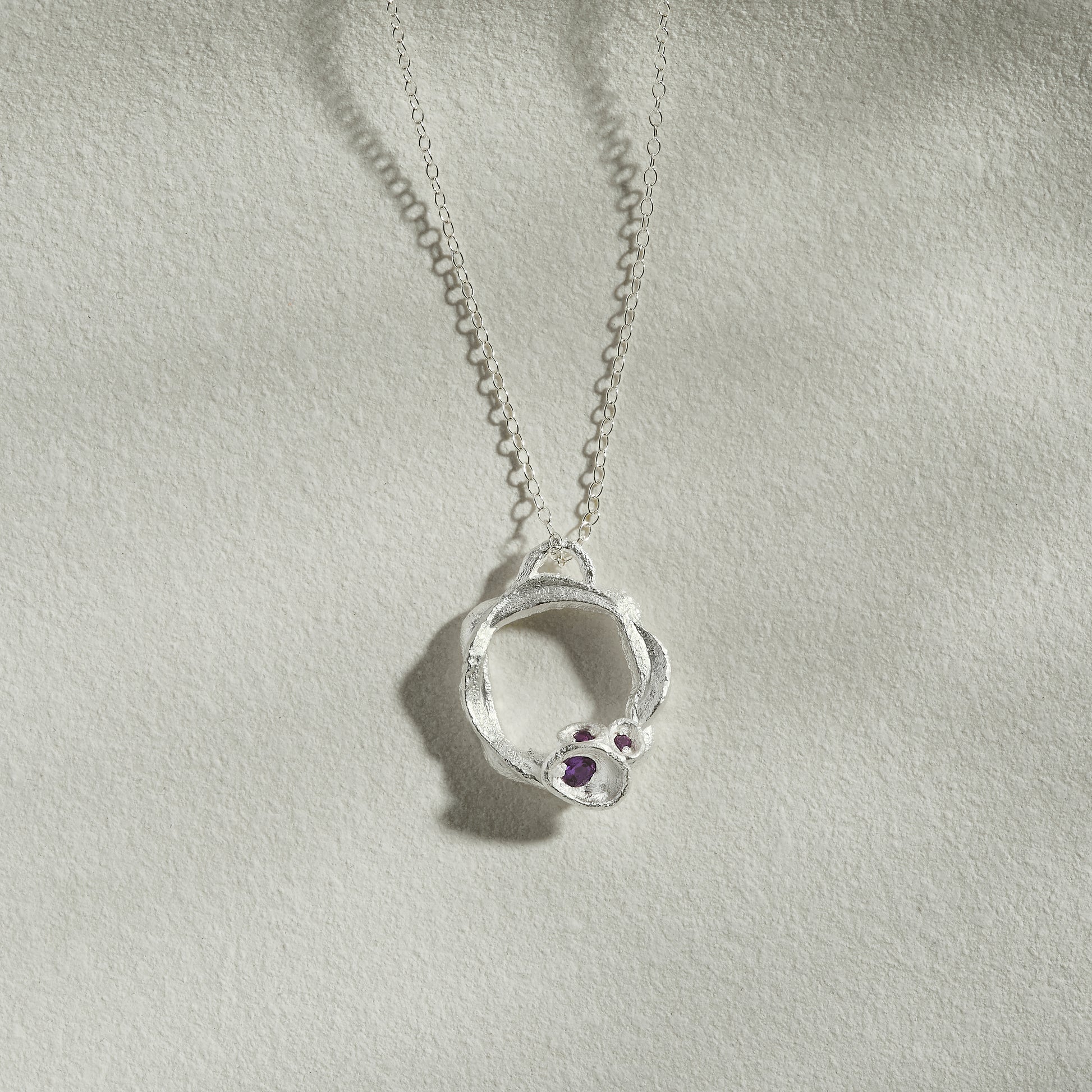 Amethyst Silver Circle Necklace (Large)