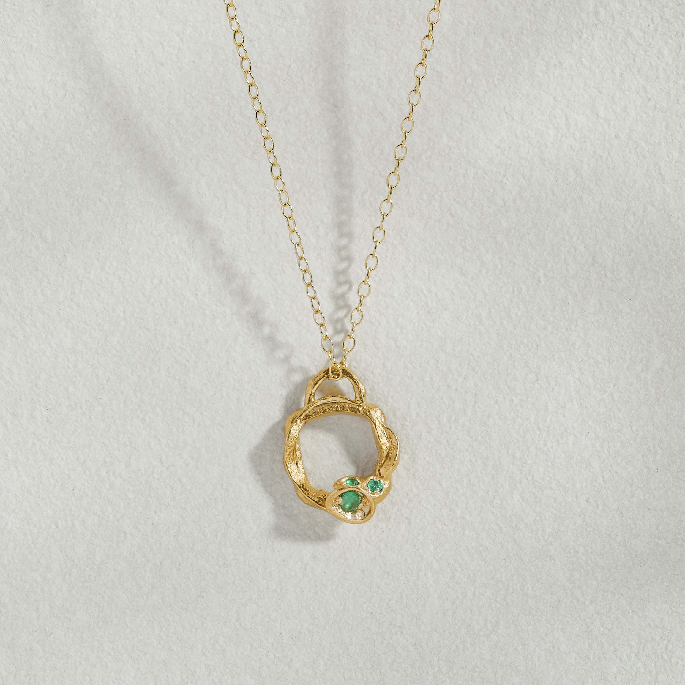 Emerald Gold Circle Necklace (Small)
