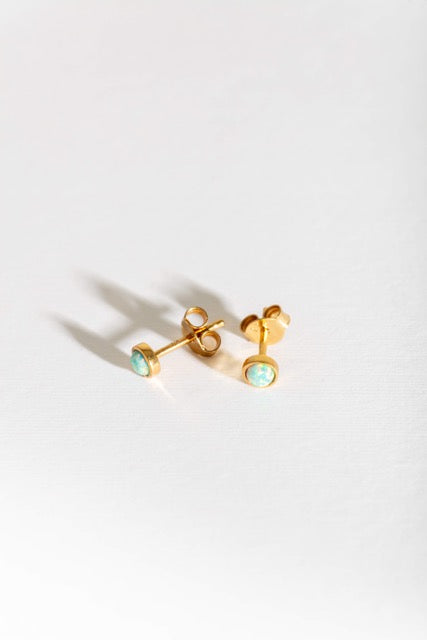 Moon yellow opal gold stud earrings 