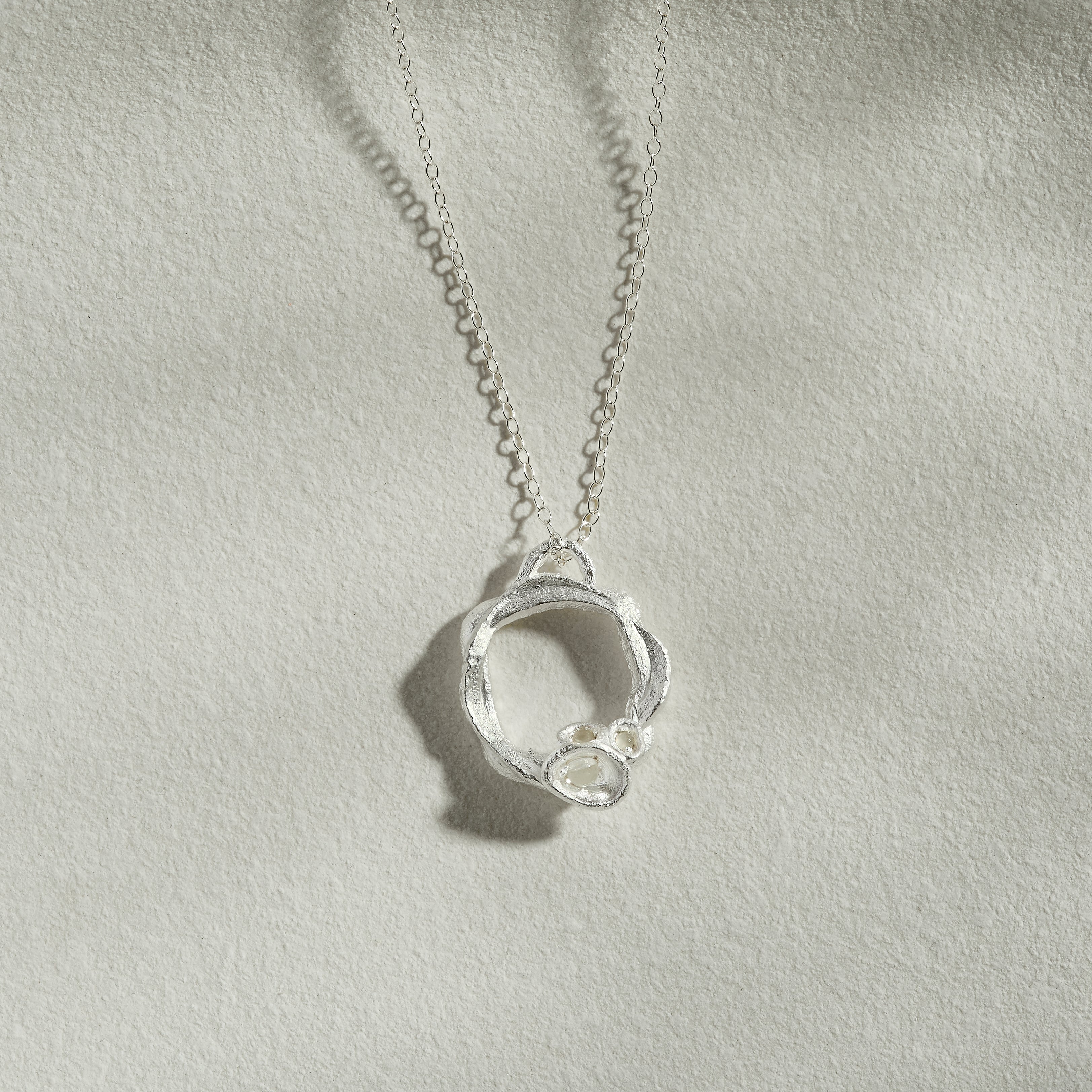 Moonstone Silver Circle Necklace (Large)