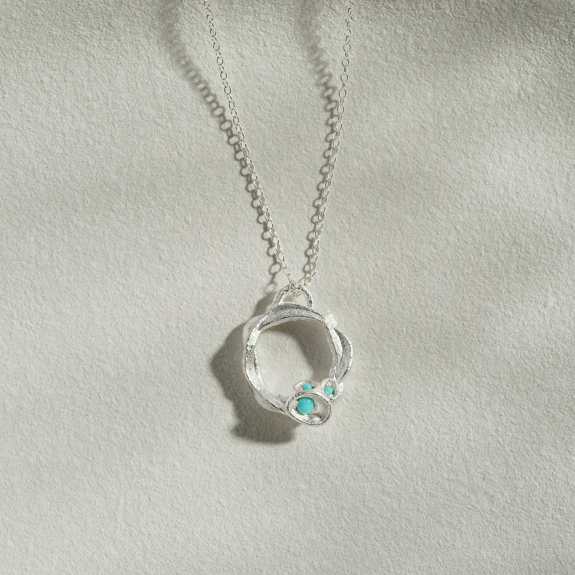 Turquoise Silver Circle Necklace (Large)