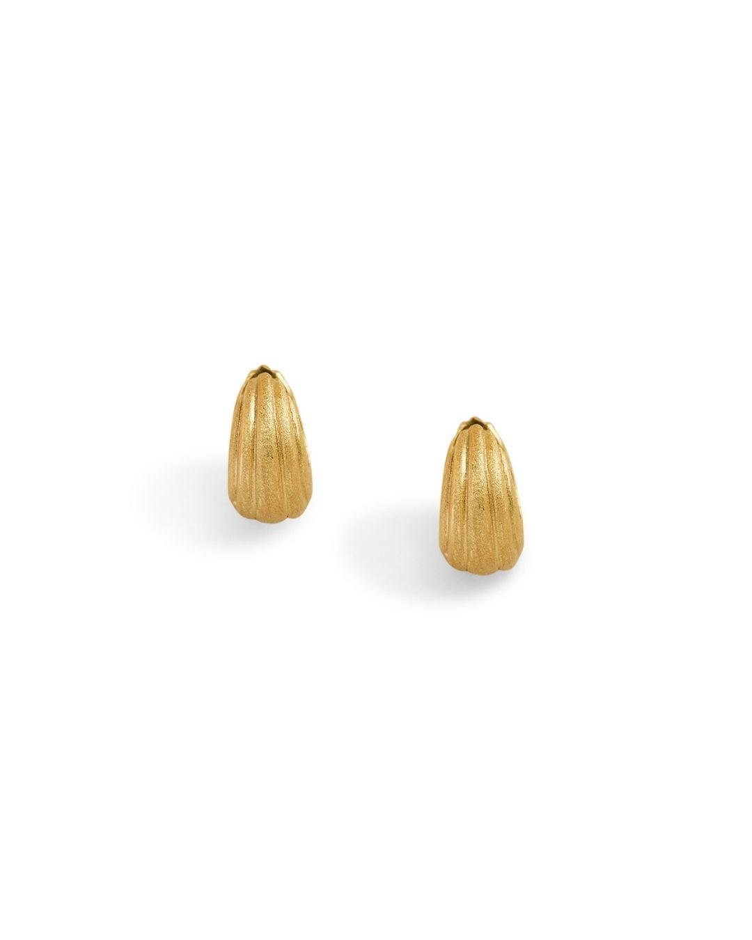 Ridged Chunky Gold Huggie Hoops