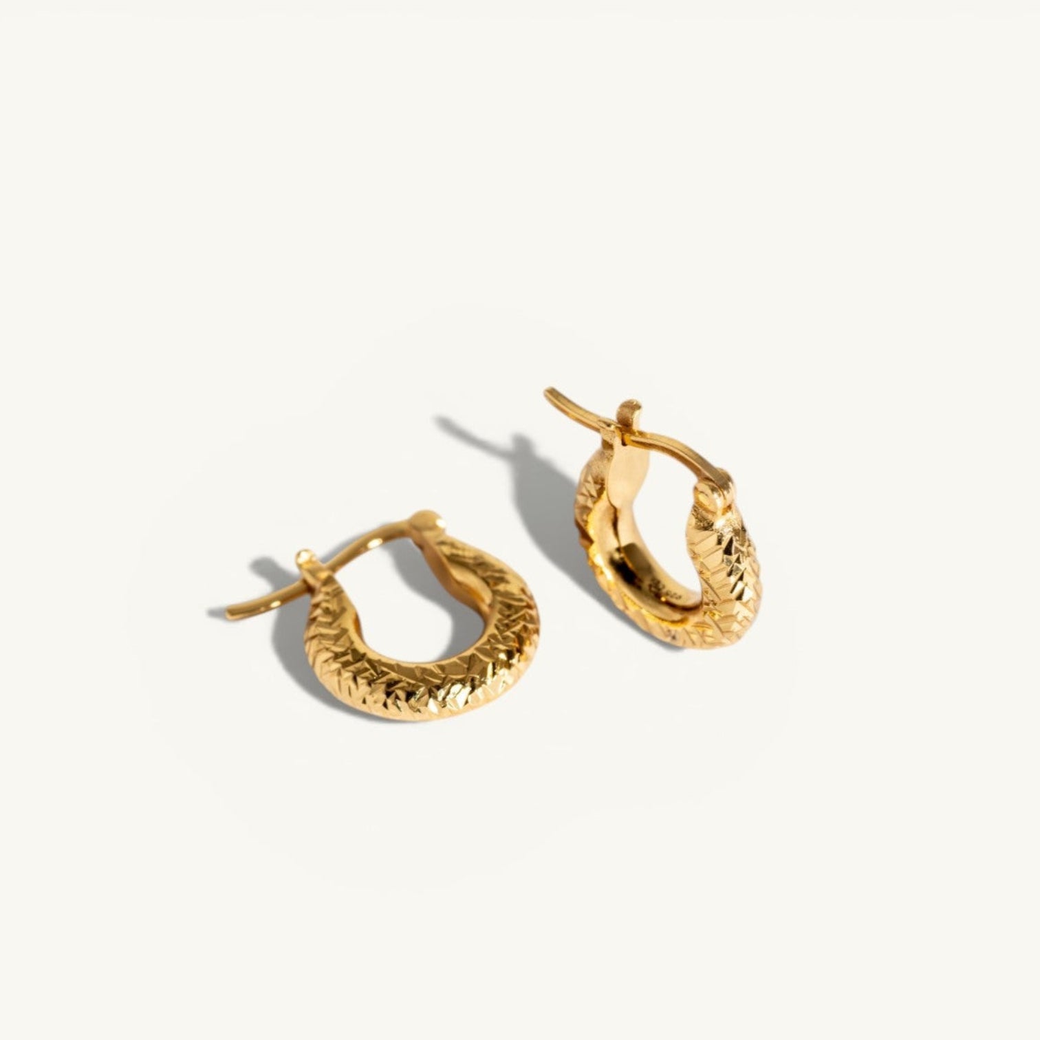 Diamond-Cut Gold Chunky Hoop Earrings