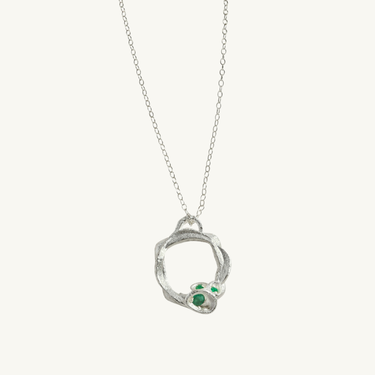Emerald Silver Circle Necklace (Large)