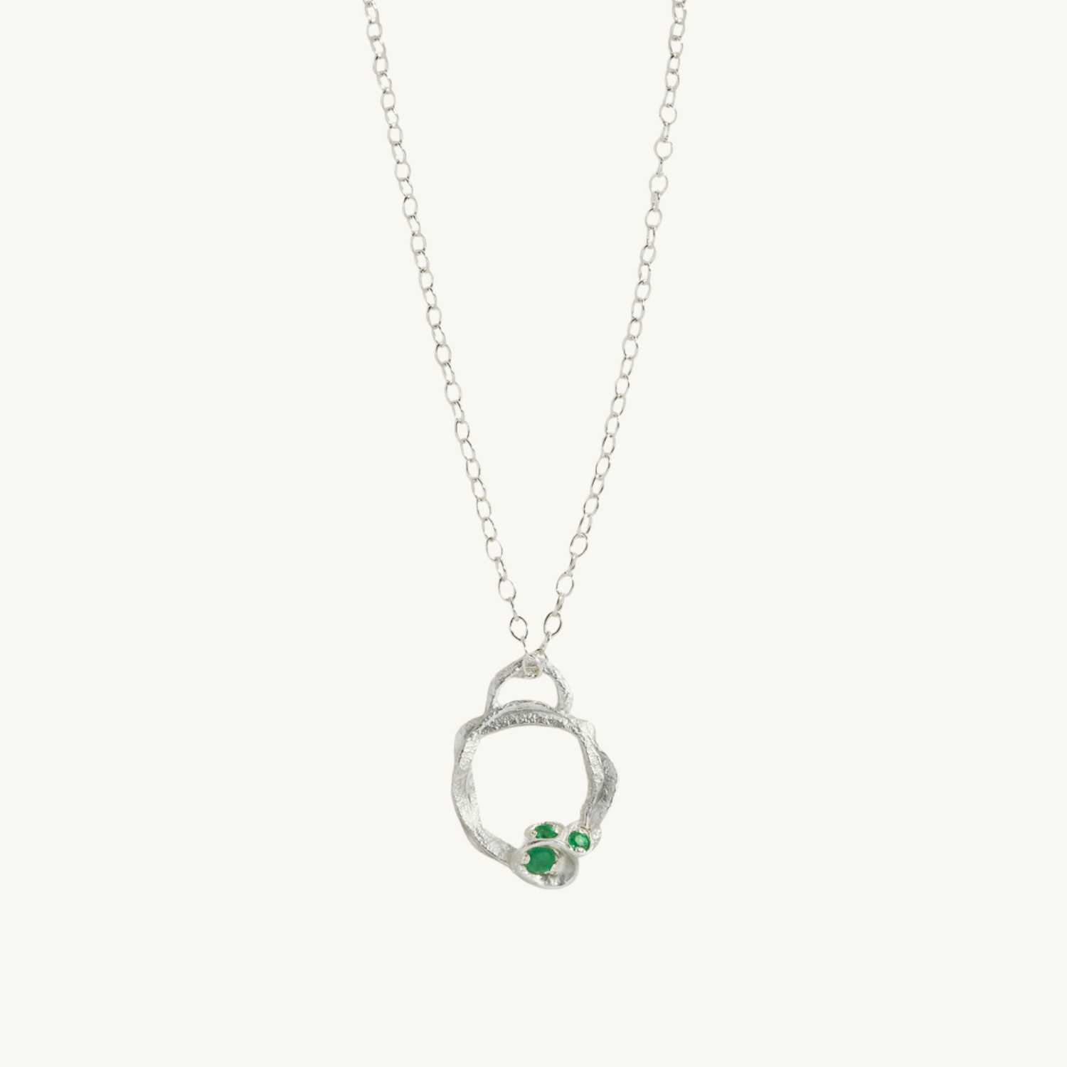 Emerald Silver Circle Necklace (Small)