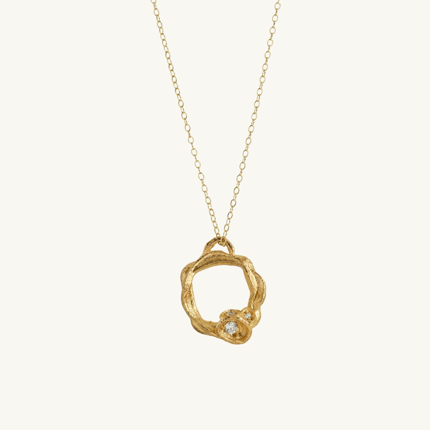 Lab-Grown Diamond Gold Circle Necklace (Large)