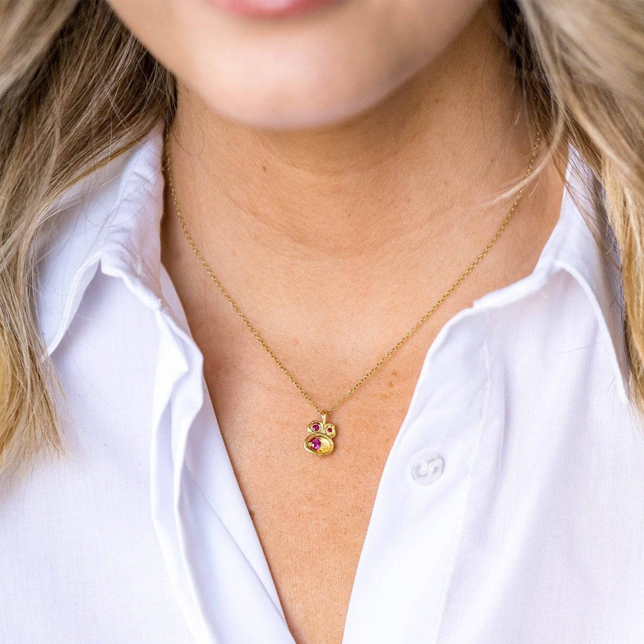 model wears Ruby Gold Lichen Pendant Birthstone Necklace