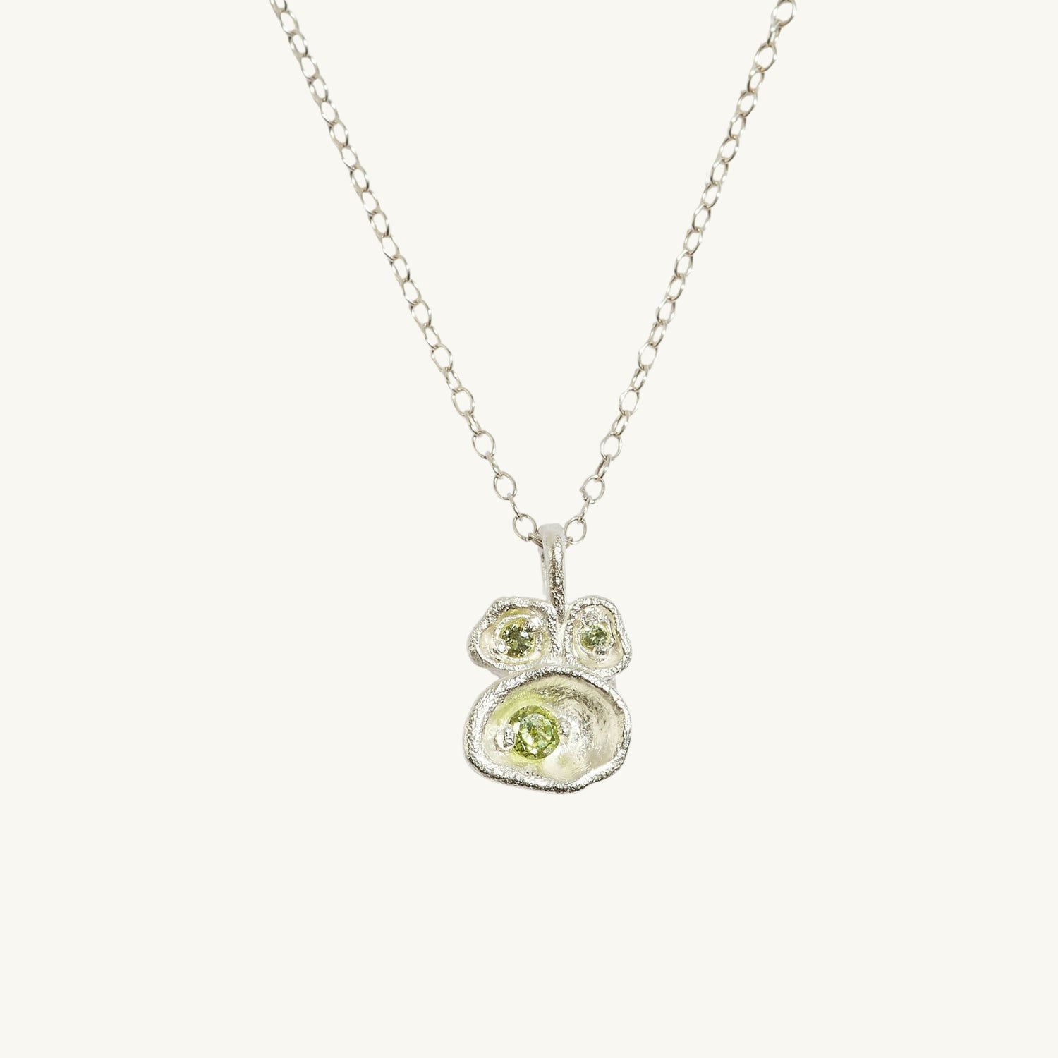  Peridot Silver Lichen Pendant Necklace
