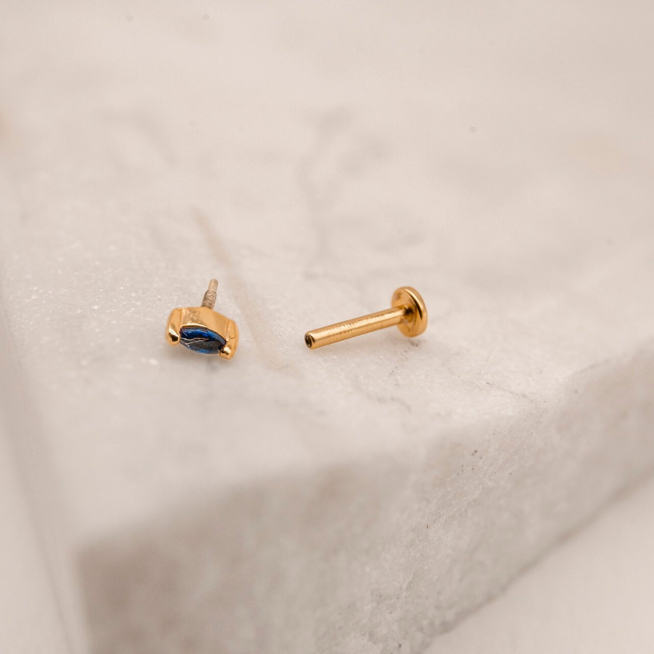 Sapphire Cubic Zirconia Gold Labret Earring
