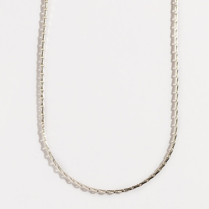 silver barleycorn dainty chain necklace