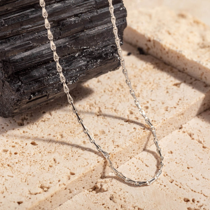 silver barleycorn dainty chain necklace
