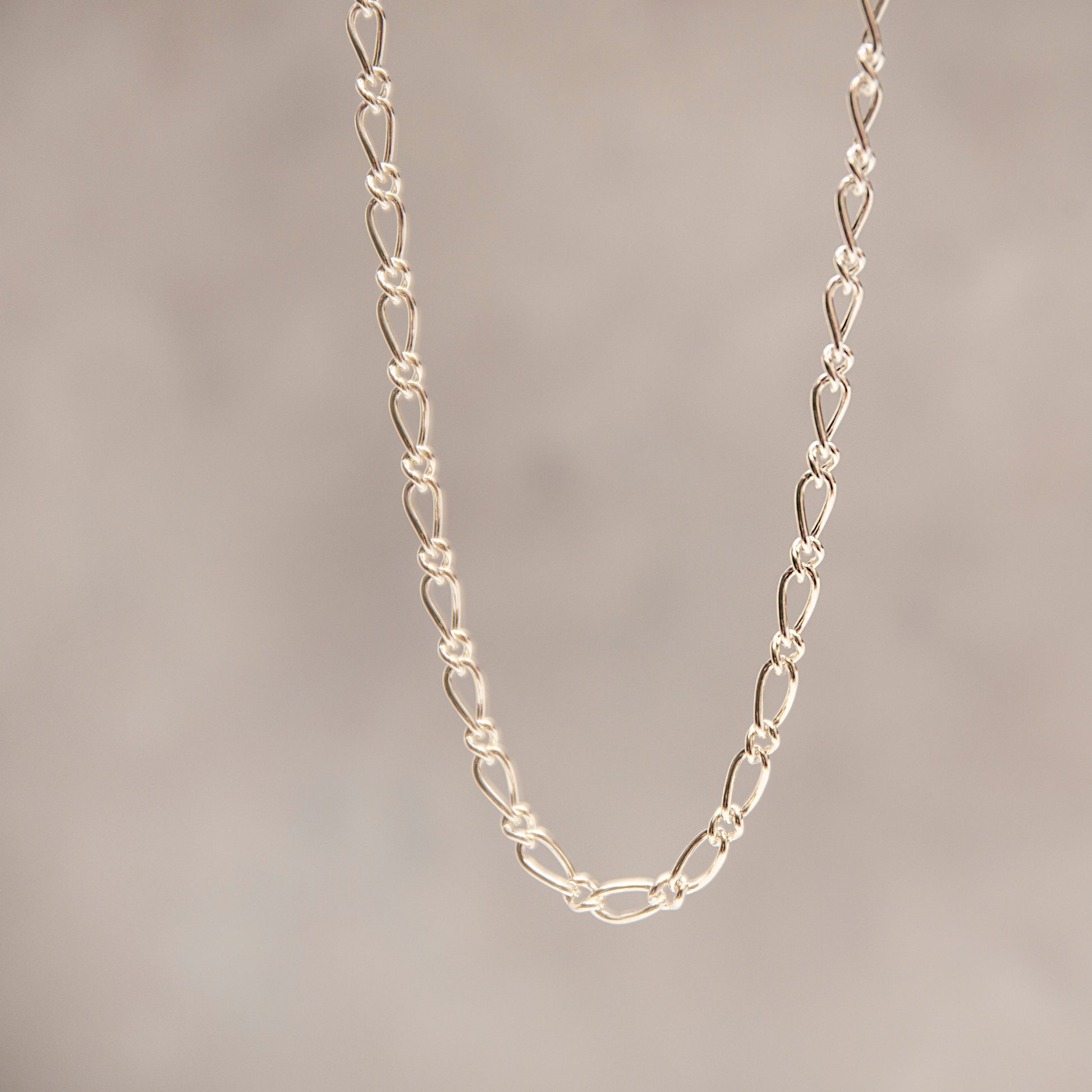 silver chunky figaro chain necklace 