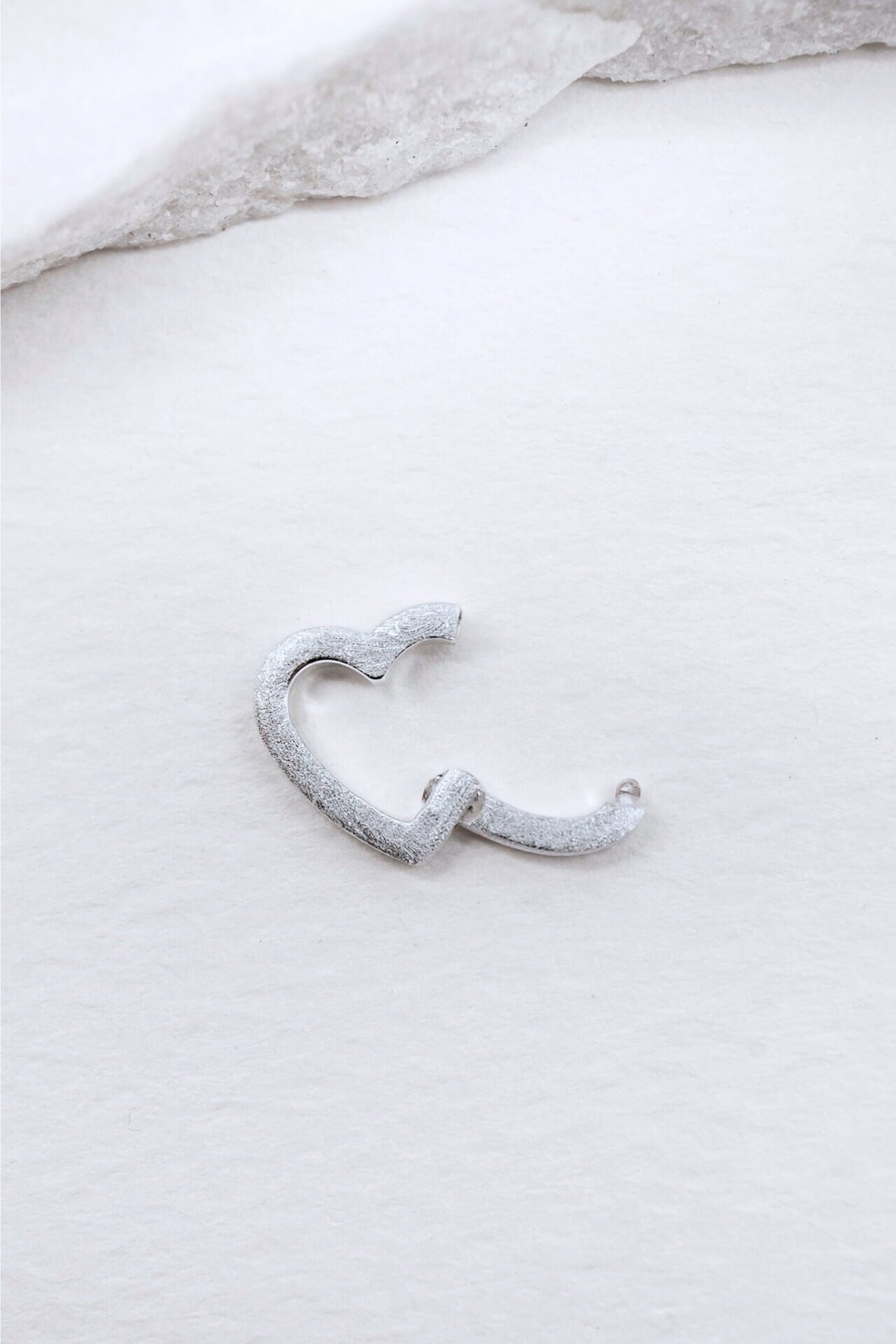Brushed Silver Heart Connector open

