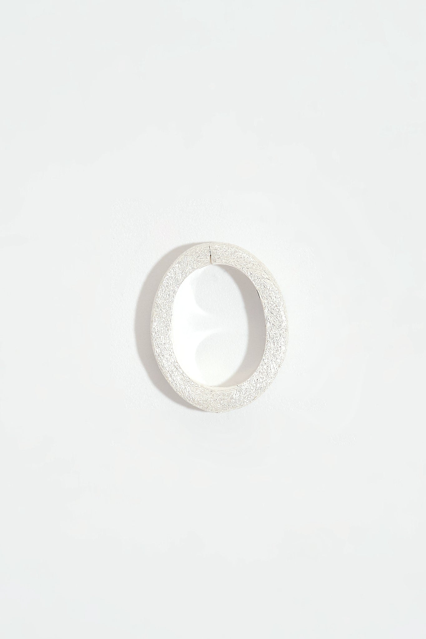Brushed Silver Oval Connector