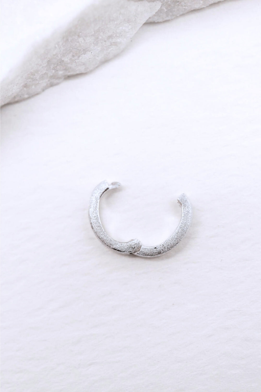 Brushed Silver Oval Connector