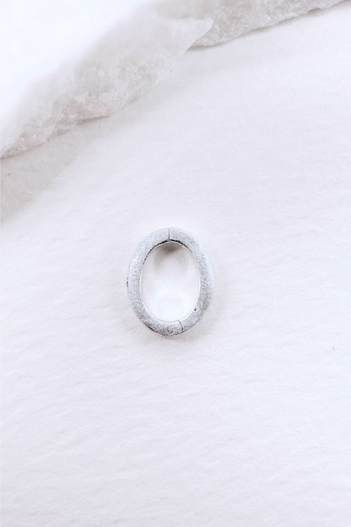 Brushed Silver Oval Connector
