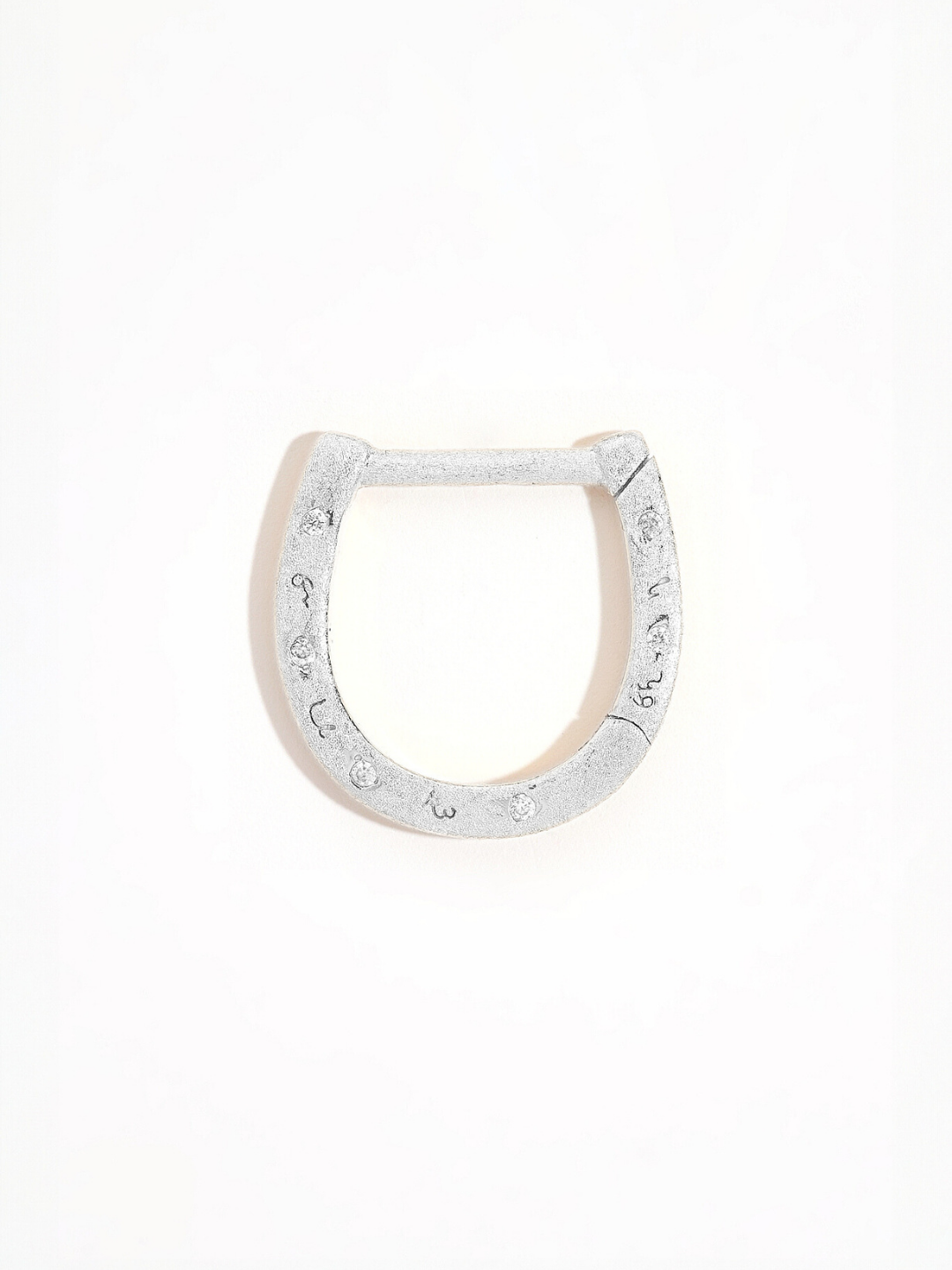 Sparkly Silver Shorthand Horseshoe Connector