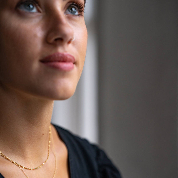 model wears Gold Vermeil Twisted Rope Chain Gold Necklace Claire Hill Designs Twisted Rope (Singapore) Gold Chain
